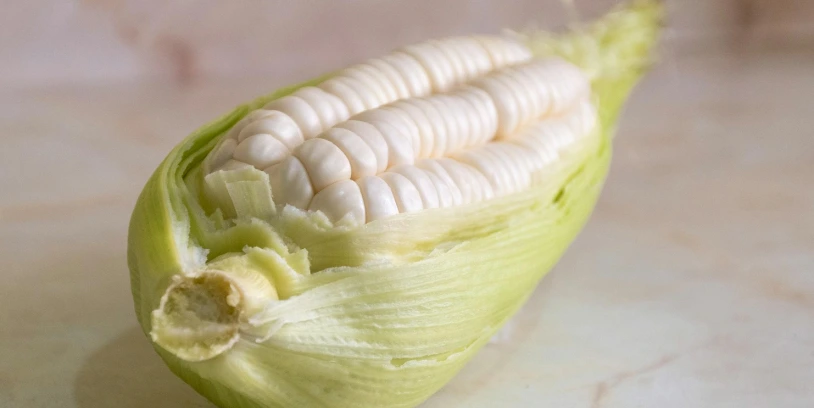 how to make corn arepas