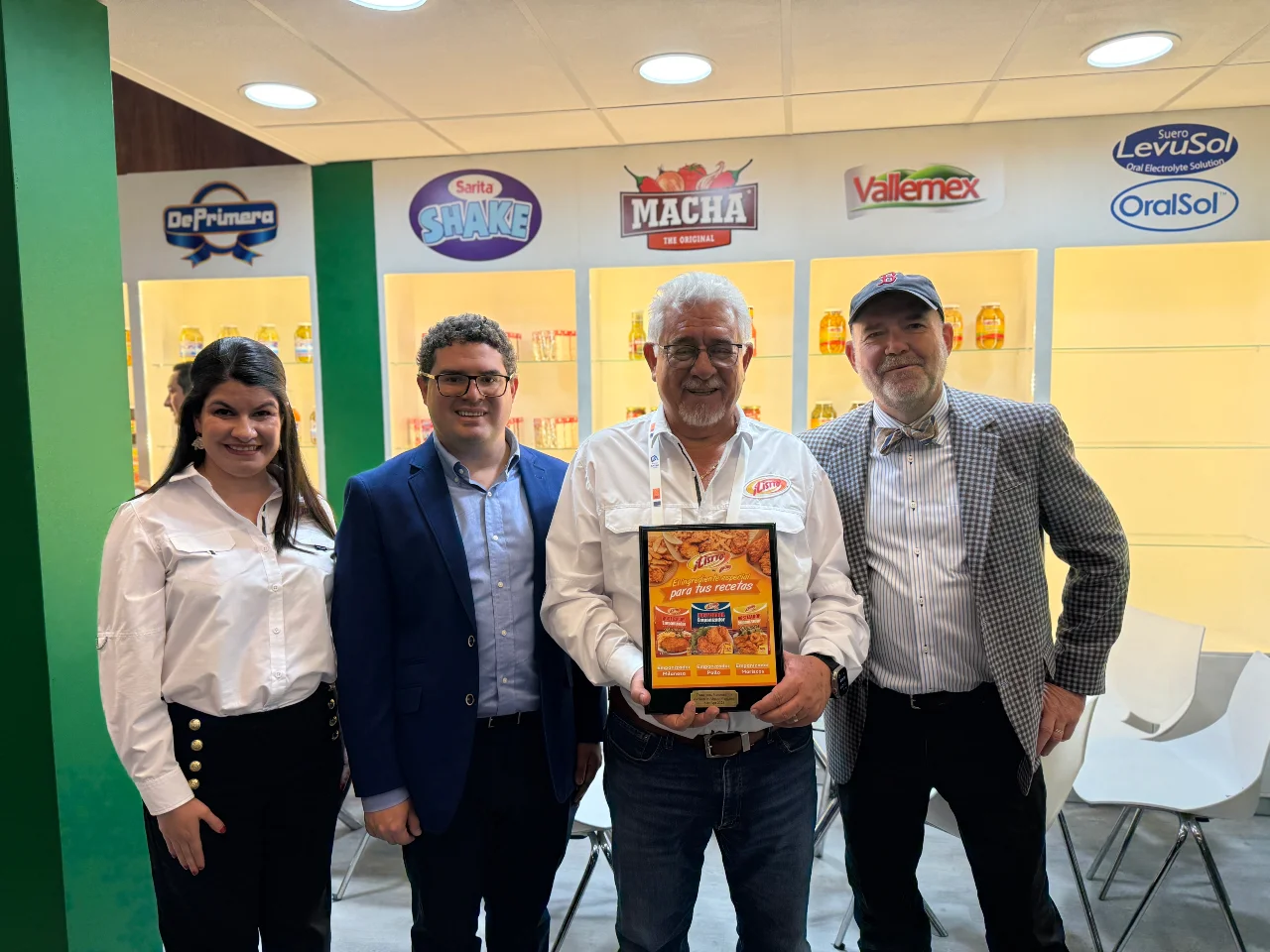 Francisco Menéndez, Francisco José Menéndez, Sandra Martínez, Mesoamérica Foods Corp.