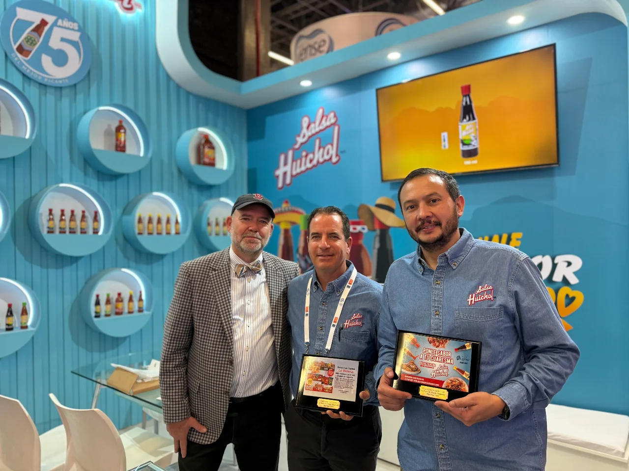 Guillermo Corona, Alfonso López Acosta, Salsa Huichol.