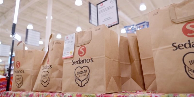 Sedano’s holiday giving campaign - campaña navideña de Sedano’s